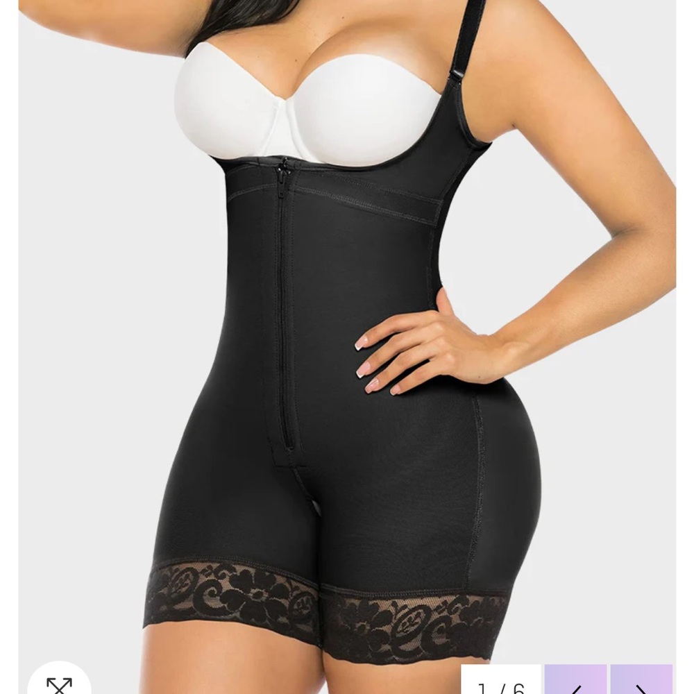 Black smooth lining faja great condition XL